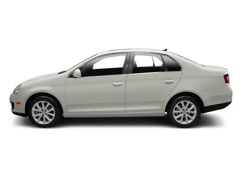Used 2010 Volkswagen Jetta S FWD image 3