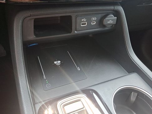Used 2023 Honda Pilot Touring image 22