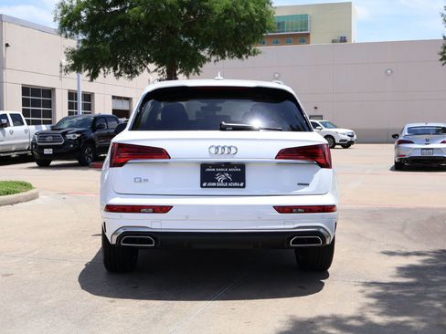 Used 2023 Audi Q5 2.0T Premium Plus w/ Premium Plus Package AWD/4WD image 5