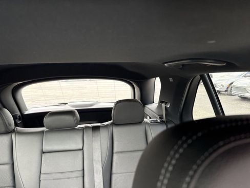 Used 2025 Mercedes-Benz GLE 350 4MATIC image 12