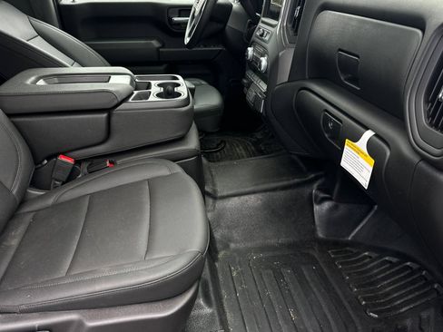 Used 2026 GMC Sierra 3500 Pro w/ Convenience Package AWD/4WD image 12