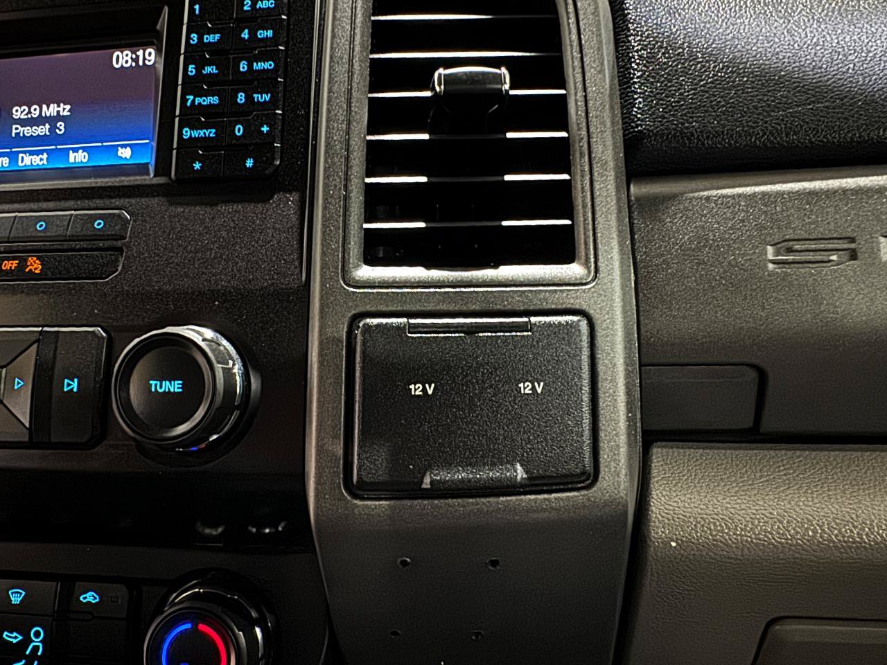Used 2019 Ford F550 4x4 Regular Cab Super Duty image 22