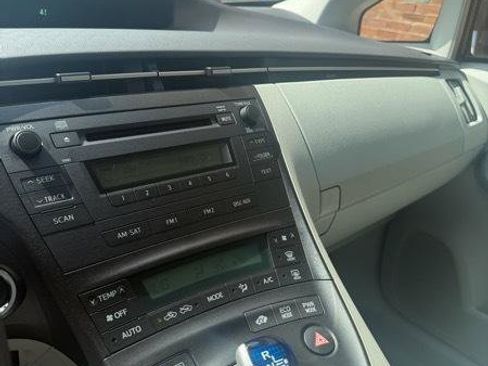 Used 2011 Toyota Prius Two FWD image 11