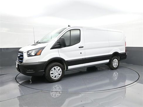 Used 2022 Ford E-Transit Low Roof image 12