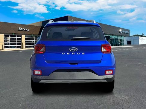 New 2026 Hyundai Venue SEL image 7