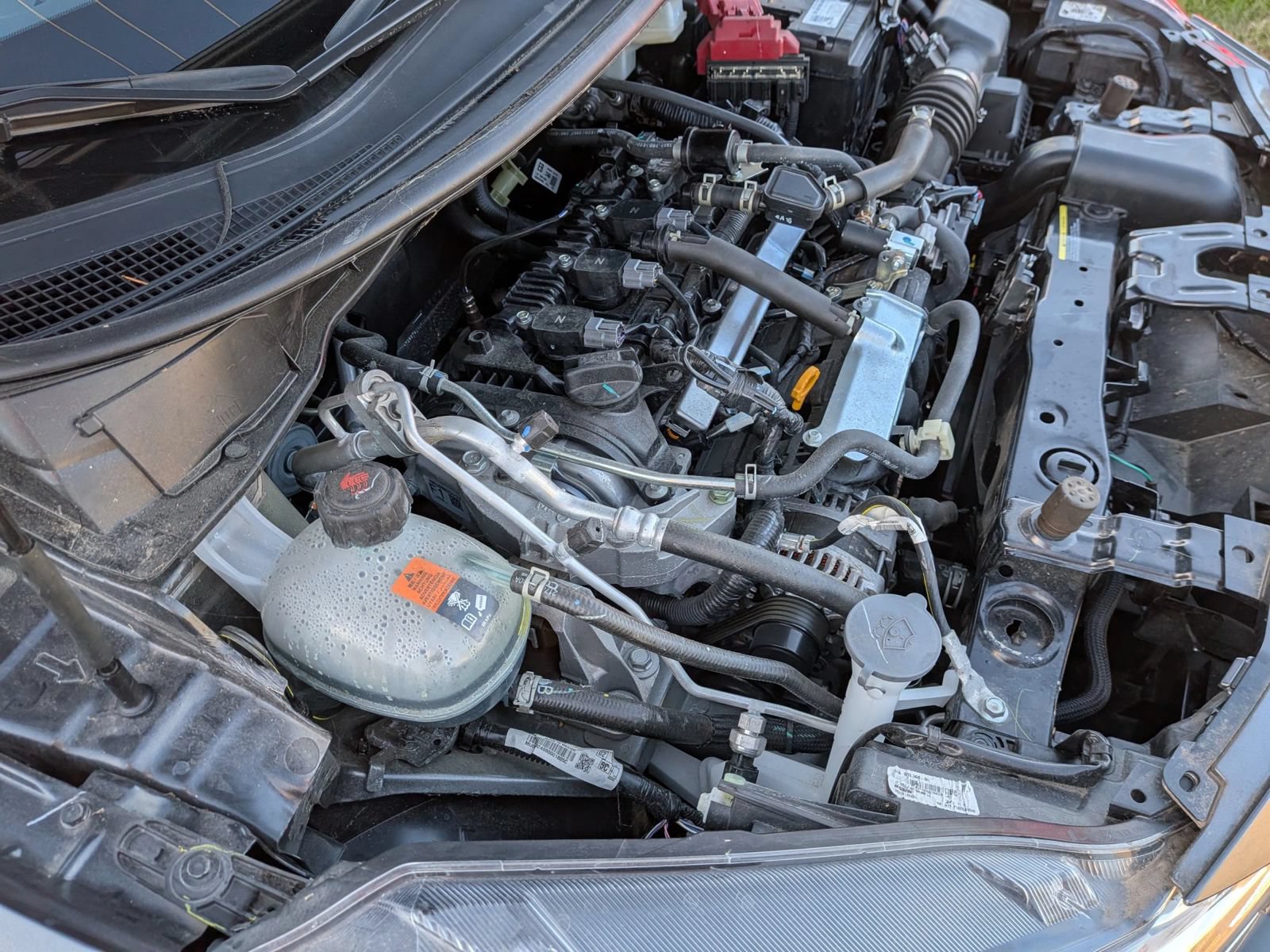 Used 2024 Nissan Versa S FWD image 16
