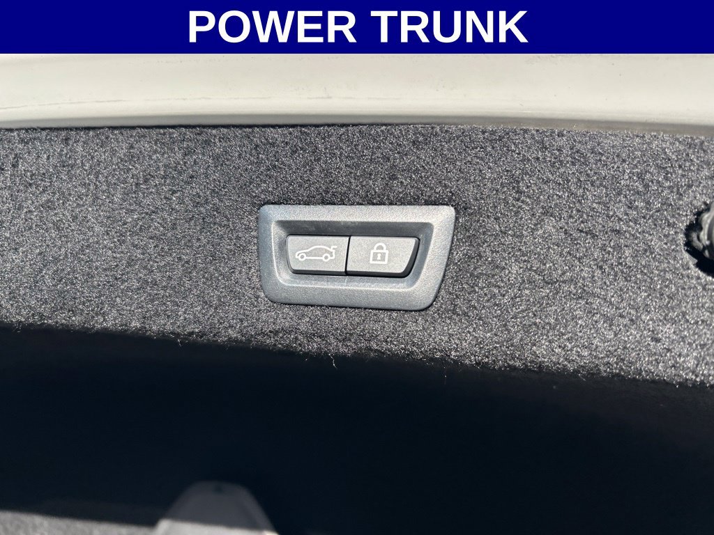 Used 2020 BMW 740i RWD image 17
