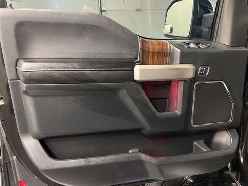 Used 2015 Ford F150 Lariat w/ Equipment Group 502A Luxury image 31