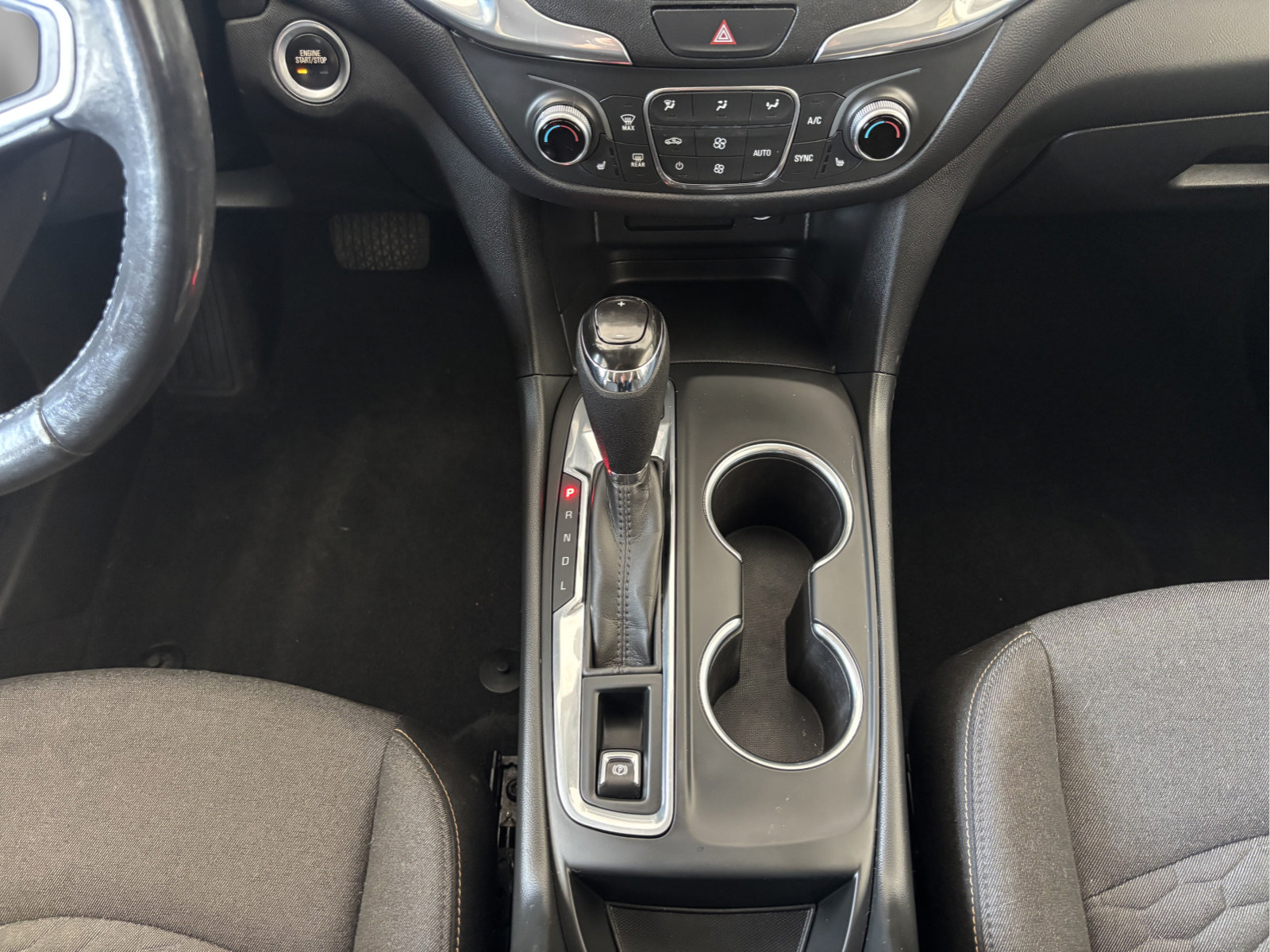 Used 2021 Chevrolet Equinox LT AWD/4WD image 13