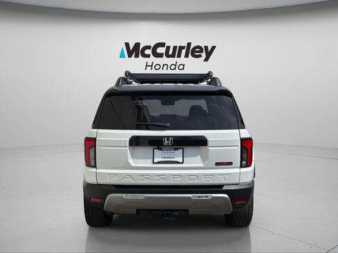 Certified 2026 Honda Passport TrailSport Elite image 4