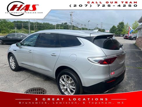 Used 2022 Buick Enclave Premium image 3