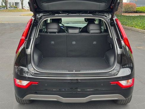 Used 2023 Kia Niro Wind w/ Wind Preserve Package FWD image 8
