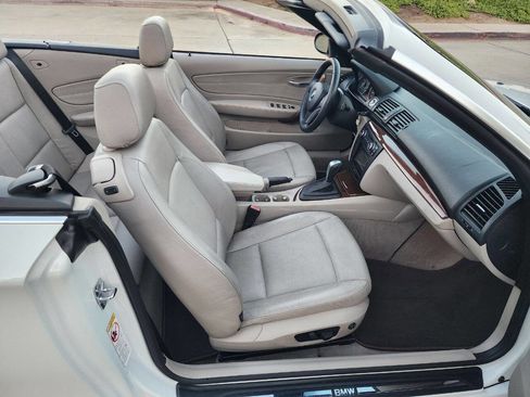 Used 2008 BMW 128i Convertible RWD image 23