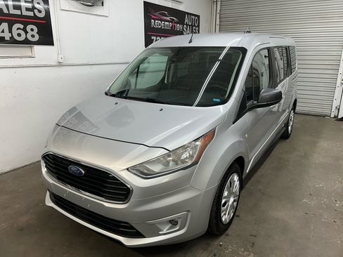 Used 2019 Ford Transit Connect XLT image 6