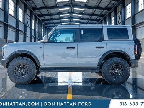 New 2026 Ford Bronco Outer Banks w/ Sasquatch Package image 2