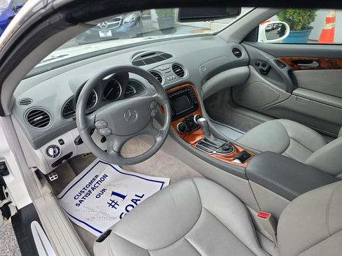 Used 2003 Mercedes-Benz SL 500 image 8