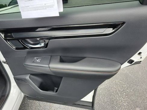 Certified 2025 Honda CR-V Sport Touring image 11