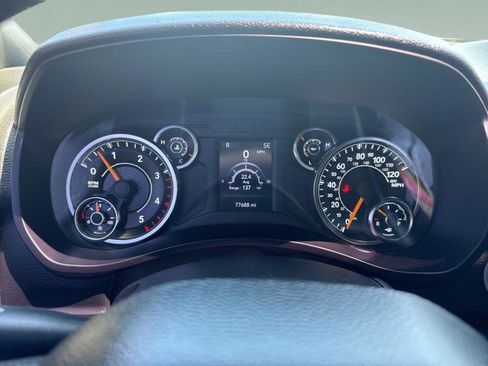 Used 2022 RAM 2500 Tradesman w/ Chrome Appearance Group AWD/4WD image 15