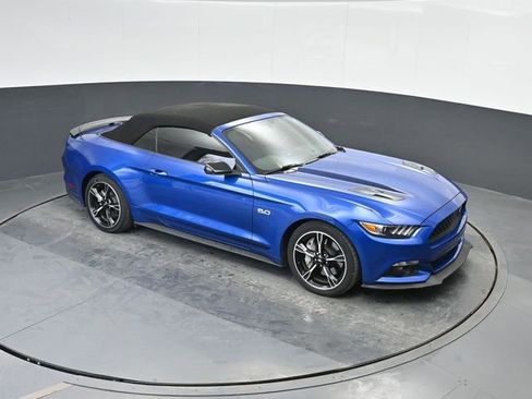 Used 2017 Ford Mustang GT Premium image 39