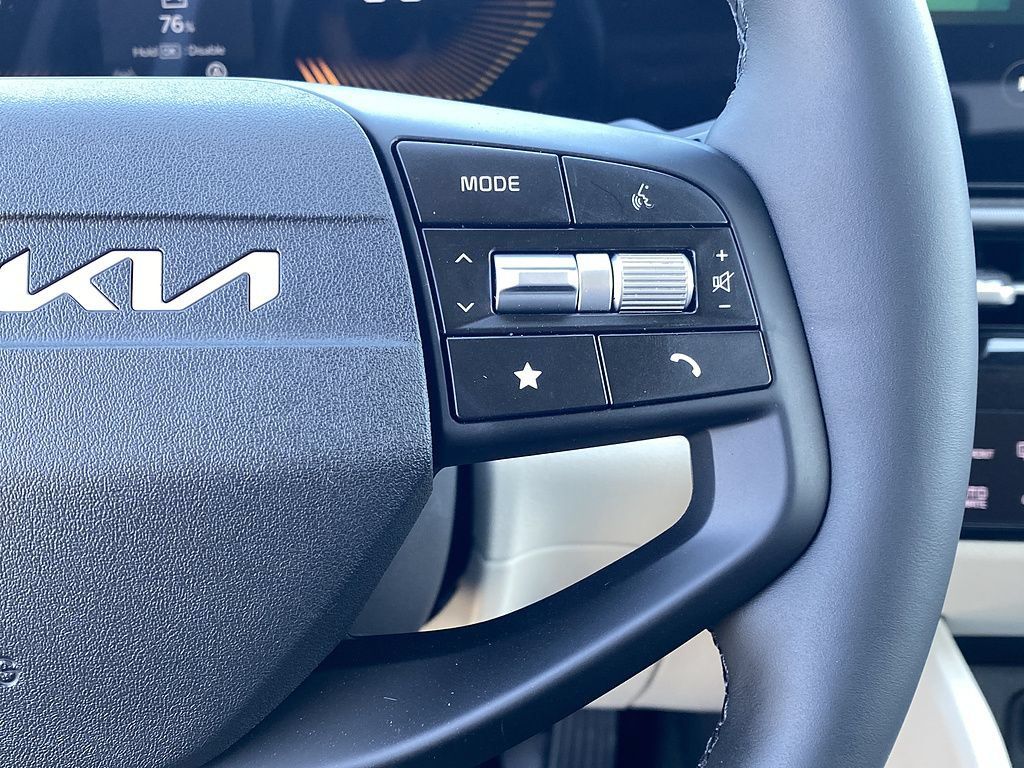 New 2026 Kia Sportage EX FWD image 14