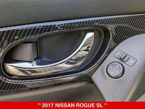 Used 2017 Nissan Rogue SL w/ SL Premium Package AWD/4WD image 12