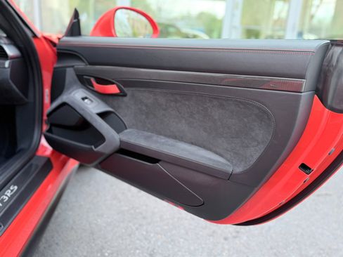 Used 2016 Porsche 911 GT3 RS image 33