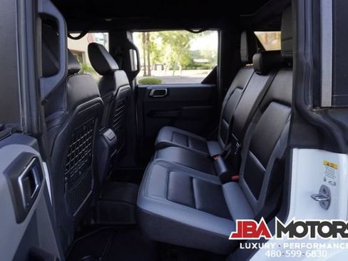 Used 2023 Ford Bronco Big Bend w/ Sasquatch Package AWD/4WD image 89