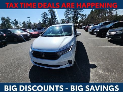 Used 2023 Honda Odyssey Elite image 5