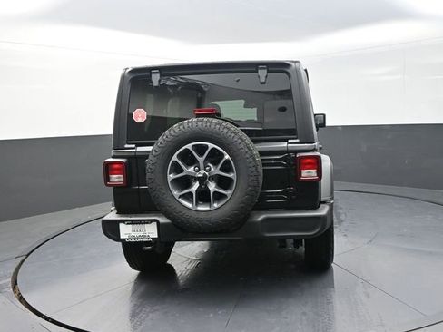 New 2026 Jeep Wrangler Unlimited Sport AWD/4WD image 9