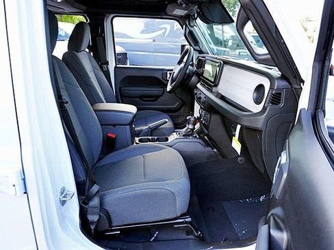 New 2026 Jeep Wrangler Unlimited Sport S image 16