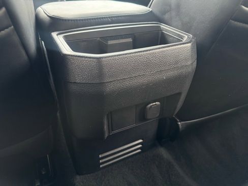 Used 2025 Toyota Tacoma SR5 image 19