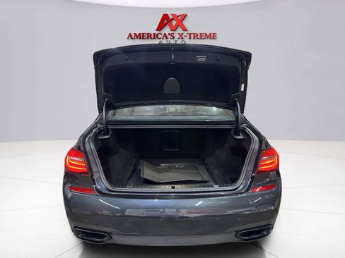 Used 2016 BMW 750i RWD image 59