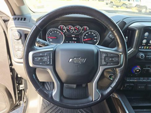 Used 2021 Chevrolet Silverado 1500 LT Trail Boss w/ LT Trail Boss Premium Package AWD/4WD image 28