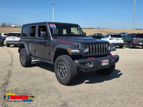 Used 2025 Jeep Wrangler Unlimited Rubicon AWD/4WD image 1