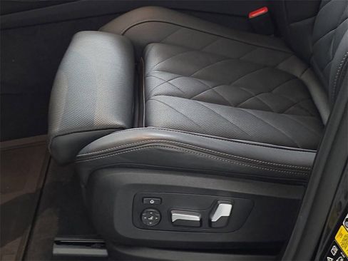 Used 2023 BMW X5 xDrive40i image 31