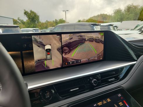 New 2026 INFINITI QX80 Luxe w/ Cargo Package image 21