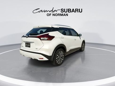 Used 2023 Nissan Kicks SV FWD image 8