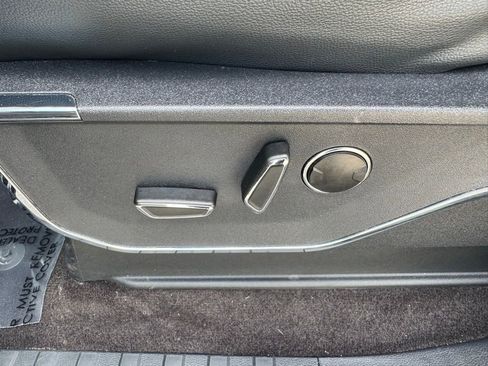 Used 2022 Ford F150 Lariat w/ Equipment Group 502A High image 22