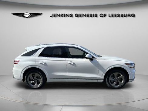 New 2026 Genesis GV70 2.5T Select image 2