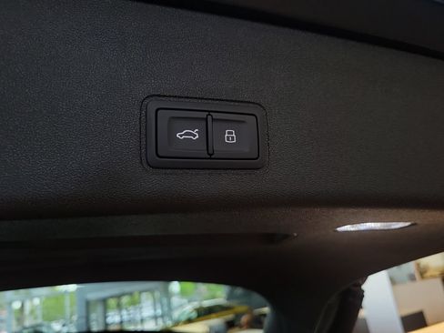 New 2026 Audi Q3 quattro 2.0T AWD/4WD image 31