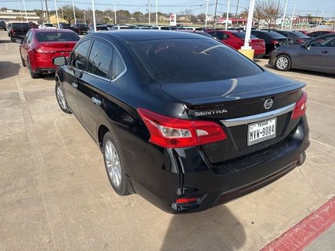 Used 2019 Nissan Sentra S w/ Appearance Package image 6