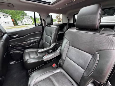 Used 2019 GMC Acadia SLT AWD/4WD image 9
