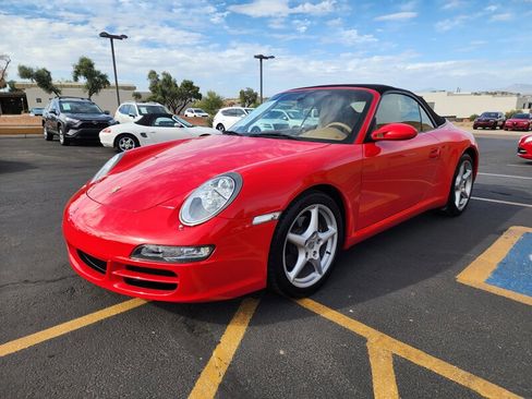 Used 2006 Porsche 911 Carrera RWD image 8