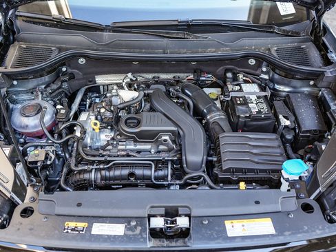 New 2026 Volkswagen Taos S image 13