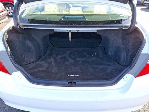 Used 2015 Toyota Camry XLE image 32