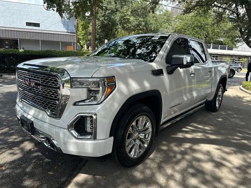 Used 2019 GMC Sierra 1500 Denali w/ Technology Package RWD image 3