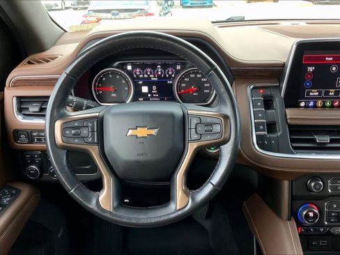 Used 2021 Chevrolet Suburban High Country image 5