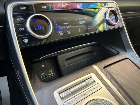 Used 2022 Genesis GV80 3.5T w/ Advanced Package 06 image 92