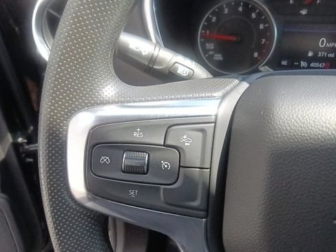 Used 2025 Chevrolet Blazer LT AWD/4WD image 18