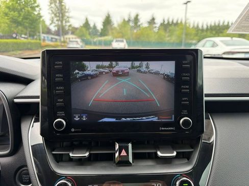 Used 2022 Toyota Corolla Cross XLE AWD/4WD image 22